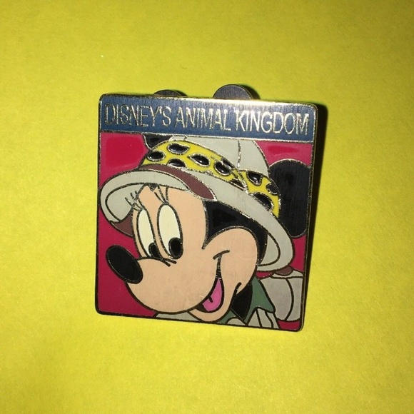 Disney Accessories - Disney Animal Kingdom Kilimanjaro Safari Pin